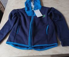 Leigh Tucker  Navy Zip-Zip  Hoodie With Pockets.  B.N.W.T Age - 4-5 ears.