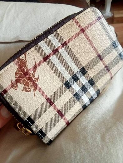 Burberry wallet