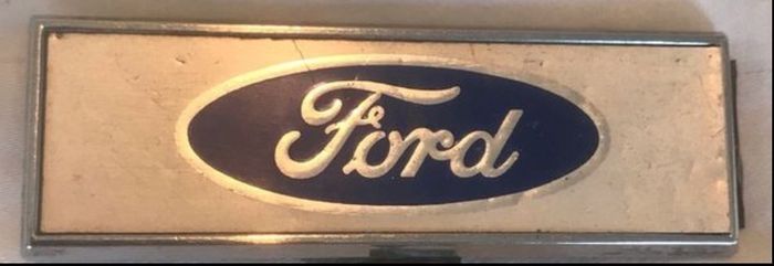 9 different car badges from the 1960s upwards see photos 25 each or will do a deal for the lot