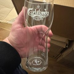 Pint Glasses Carlsberg Pilsner x17