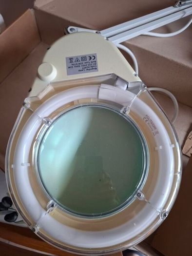 Lamp  ELD table top magnifier