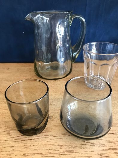 Smoky Glass jug + 4 assorted glasses