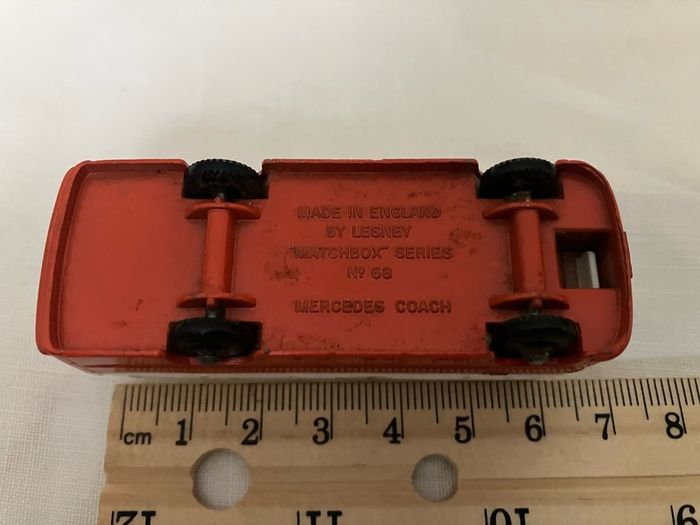 Matchbox 68. Mercedes coach. Black solid wheels