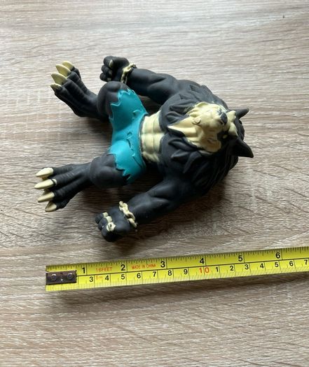 Stretcherz Stretch Squad Werewolf figure
