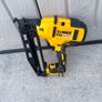 DeWalt DCN692 18V XR Brushless Framing Nailer Image 3