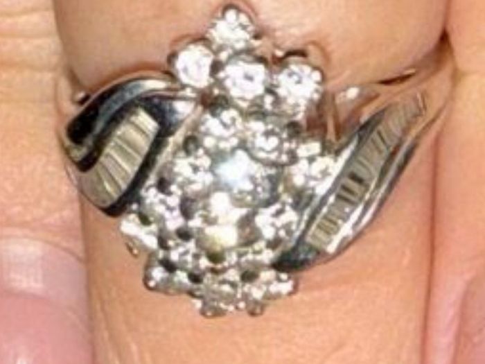 Engagement Ring & Wedding Band