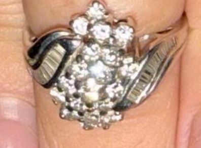 Engagement Ring & Wedding Band