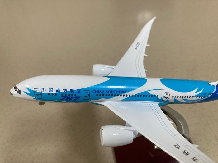 Boeing 787 Dreamliner China Southern 1/400