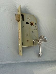 YALE Sashlock