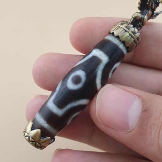 Vintage 6 Eyes Hiamalyan Tibetan Agate Bead Brass Pendant