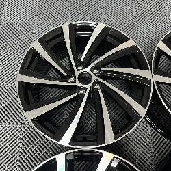 18 19" Skoda Perseus Style Wheels Octavia Scout Superb Karoq Kodiaq Enyaq A3 Vw Golf 5x112