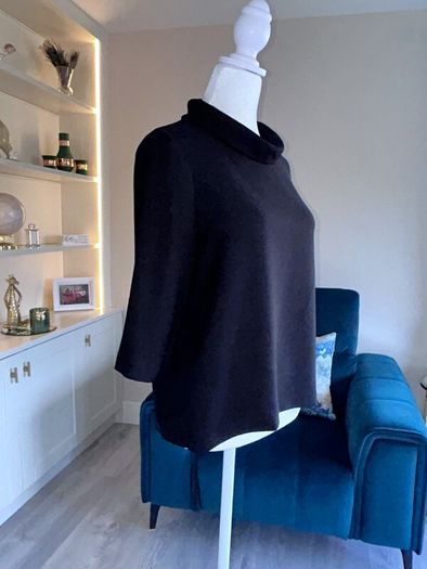 Ladies Black Blouse from River Island. Size UK 8 / EU 36