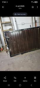 Gate