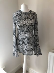 womens top