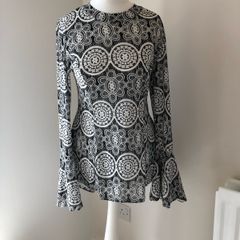 womens top