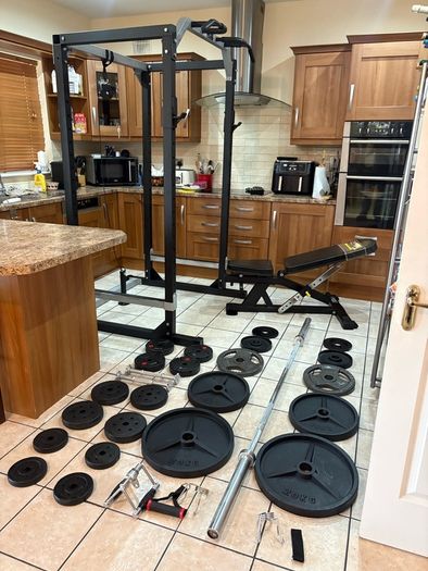 Heavy Duty Squat Power Rack (rated To Hold 350kg!) Gym Weight Set, Bench Bars, Weights, Cable System!!!