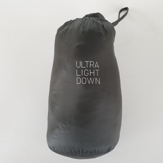 Uniqlo mens olive down jacket ultra light Large