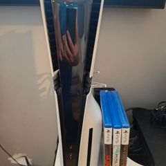 Ps5 pro with disk drive and 2 controllers 7 games