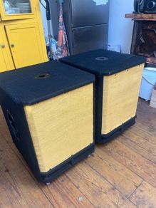 Behringer VQ1500D Active Subwoofers