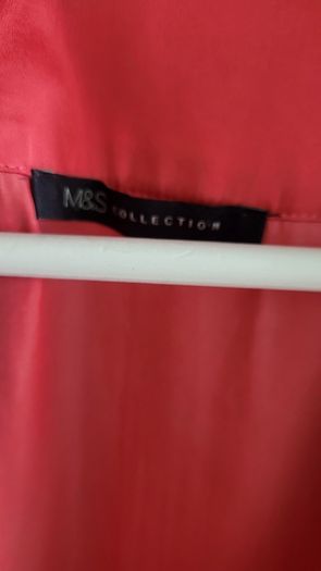 M&S coral blouse with gold cuff button Sz 16 (Fit 12-14UK)