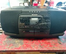 sharp radio