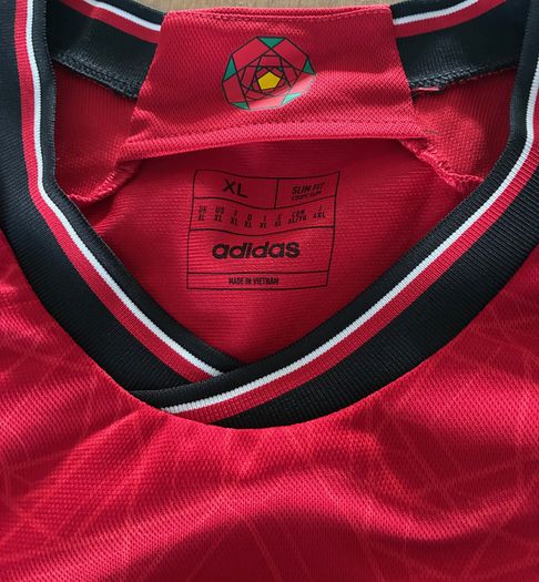 Manchester United 2023/24 Home adidas Shirt XL