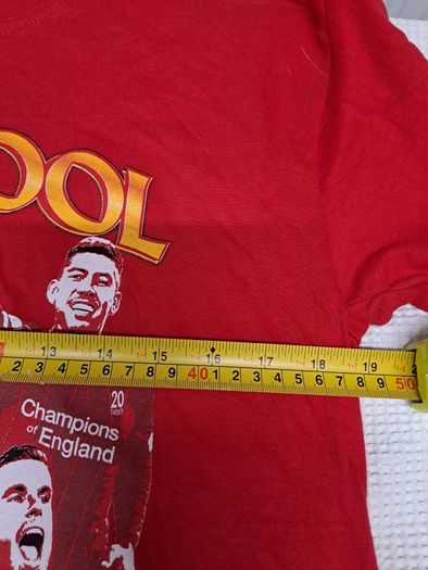 Liverpool FC Tee shirt size M
