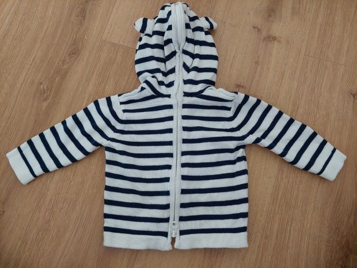 M&S White/Navy stripe Disney Winnie the Pooh hooded jumper