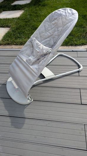 Baby bjorn bouncer