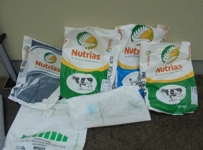 Fertiliser , Feed, Turf, Firewood Bags.