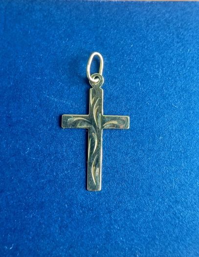 Solid 14ct Yellow Gold Cross Pendant