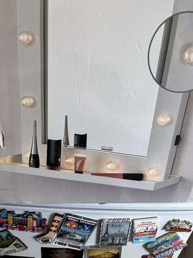 Make up mirror
