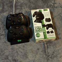 Xbox Series / One Controllers Dock Station