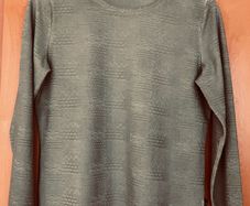 Ladies Green Long Sleeve Top by Cappuccino
