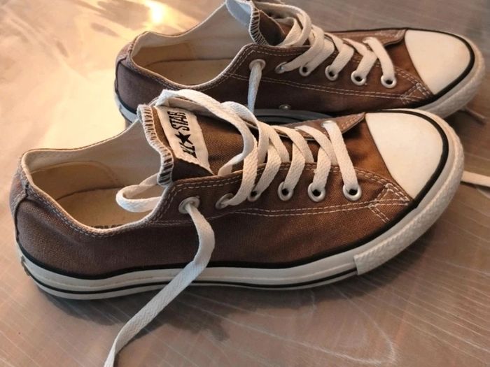Converse