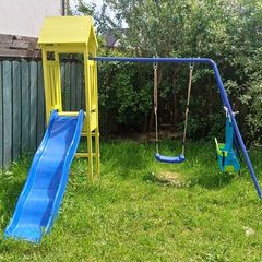 kids swing set