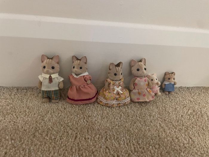 Sylvanian Families bundle - Treehouse, House and Boutique