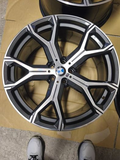 BMW OEM alloys