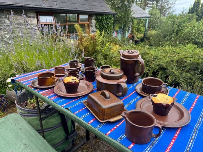 Retro-design stoneware full porcelain set