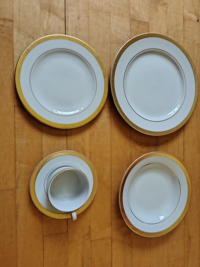 Dinner set