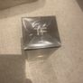 tom ford oud wood Image 4