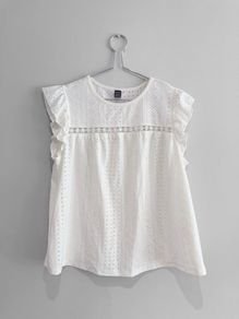 Pre Owned White Eyelet Ruffle Sleeve Blouse