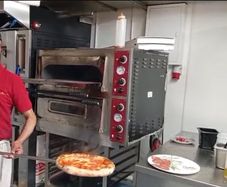 Pizza deck oven