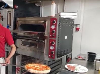 Pizza deck oven
