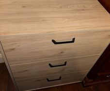 Chest of drawers