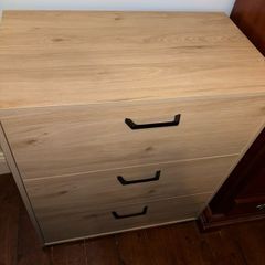 Chest of drawers