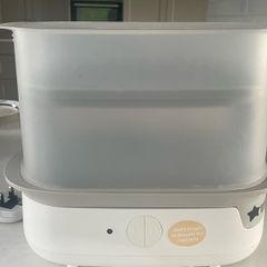 Tommee Tippee Steralizer and bottle warmer