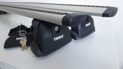 Thule roof bars and footpacks: 2 x WingBar (96X Aluminium) 4 x footpack