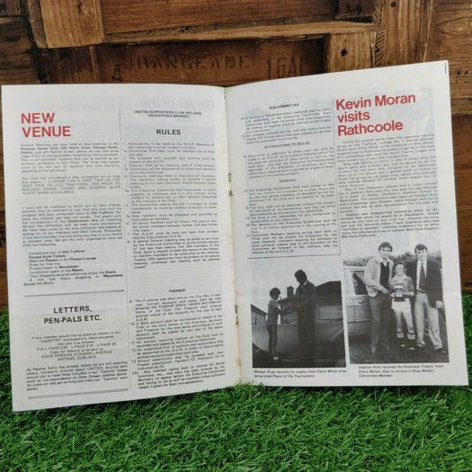 Manchester United Rare Irish Supporters Club Gazette / Programme Vol 1 - No 2