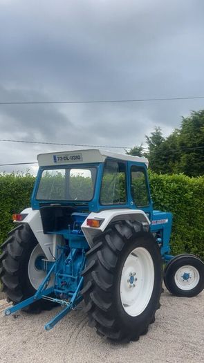 Ford 4000